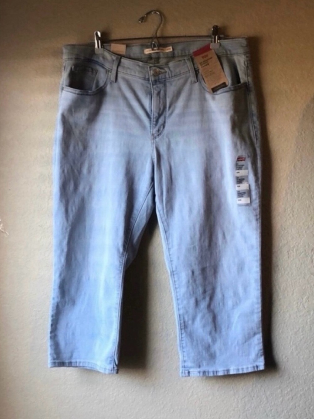 Levi's Light Blue Cropped Jeans